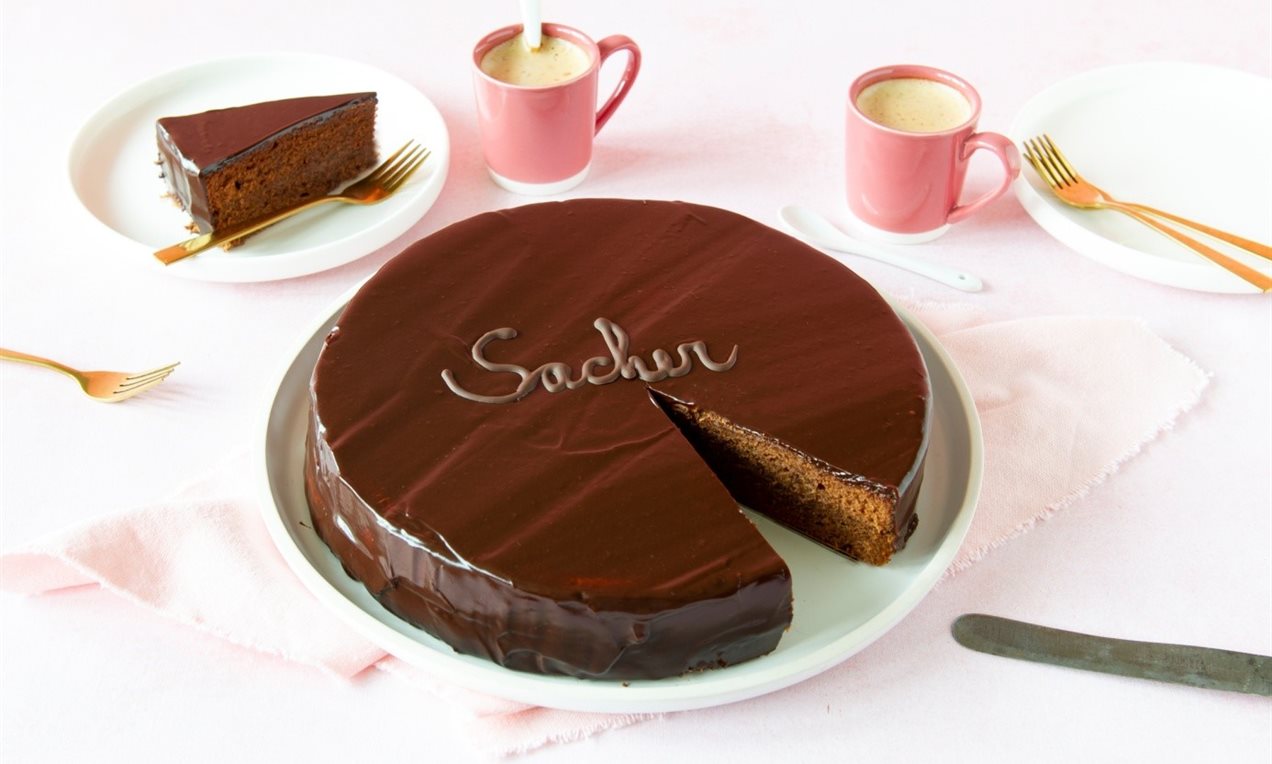 Sacher torte met glazuur Recept | Dr. Oetker